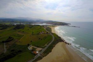 Lee más sobre el artículo Playa de Merón